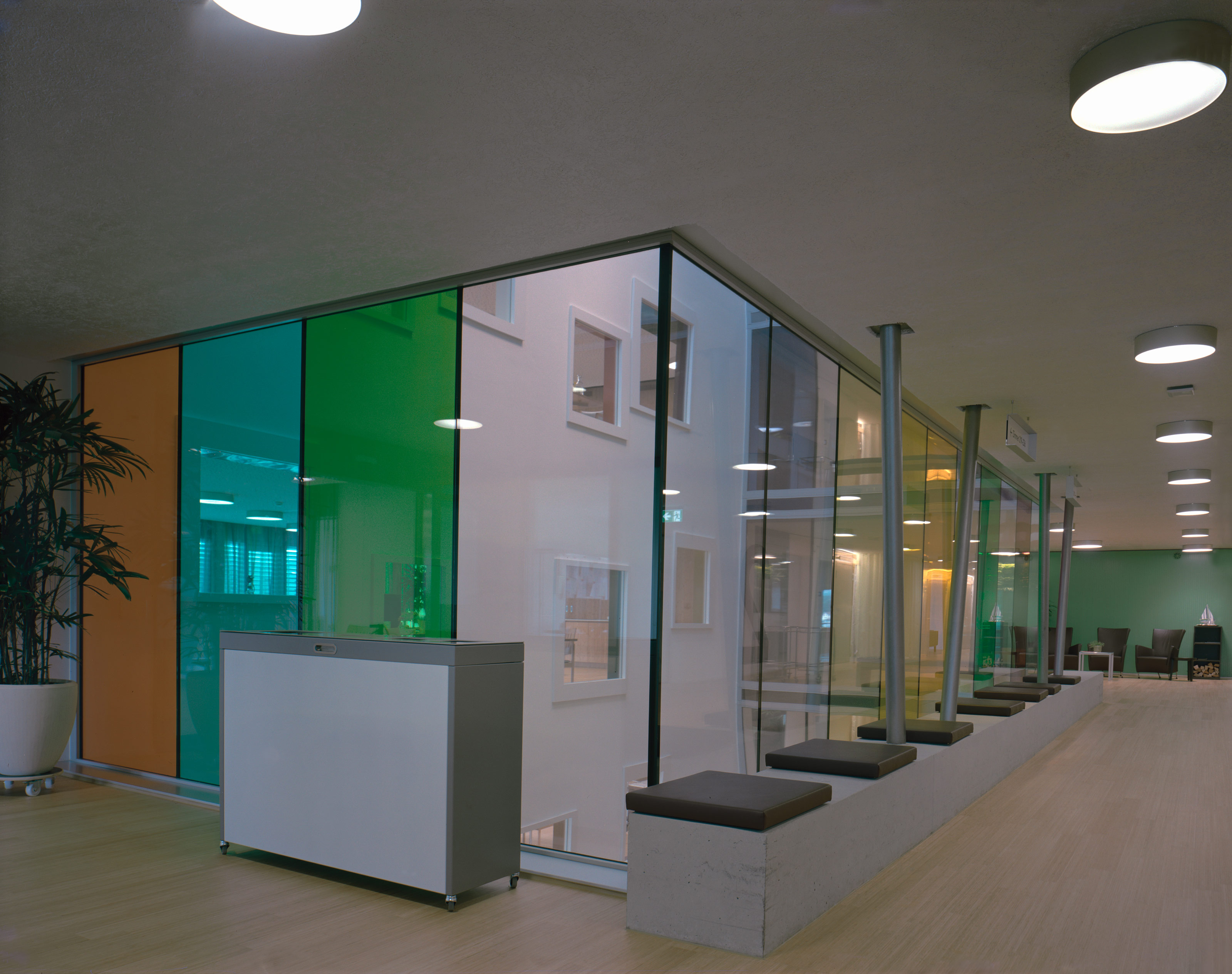 Multilith Recyclingstation für Büros und Ihren Innerraum, Swissmade